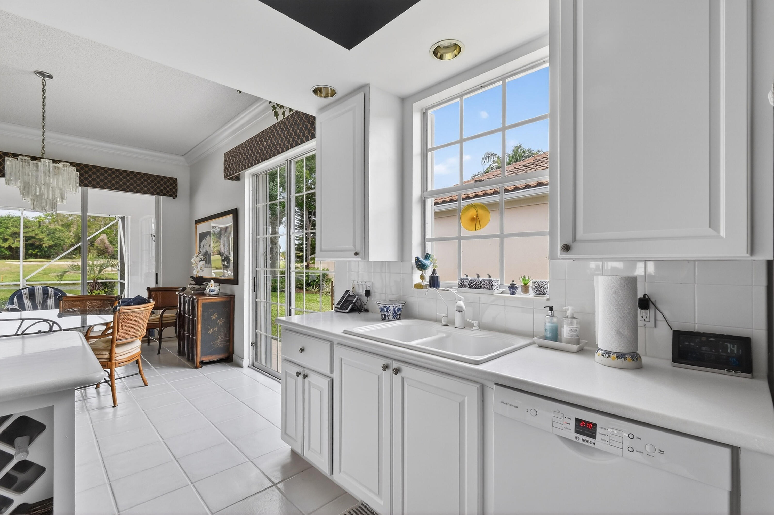 DOUBLE TREE - Residential