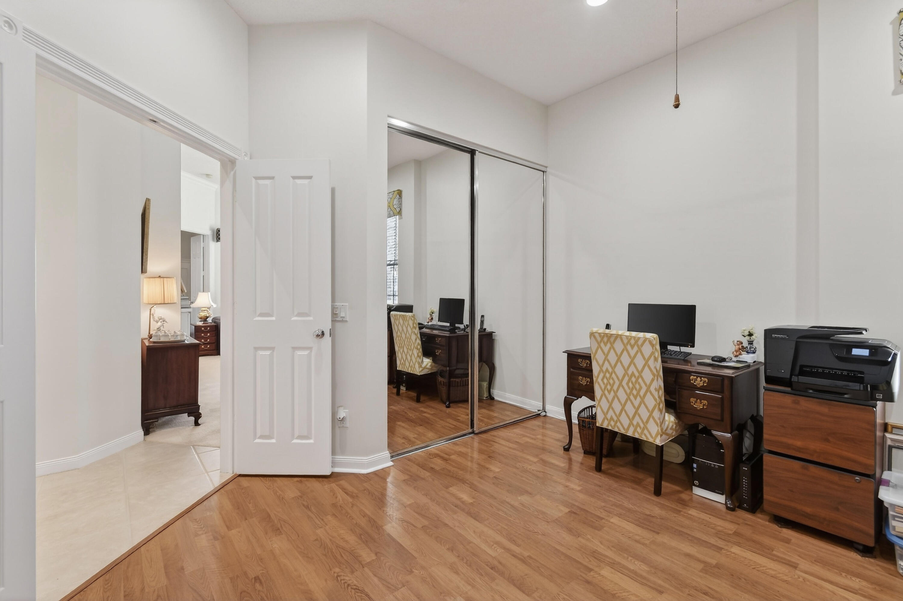 DOUBLE TREE - Residential