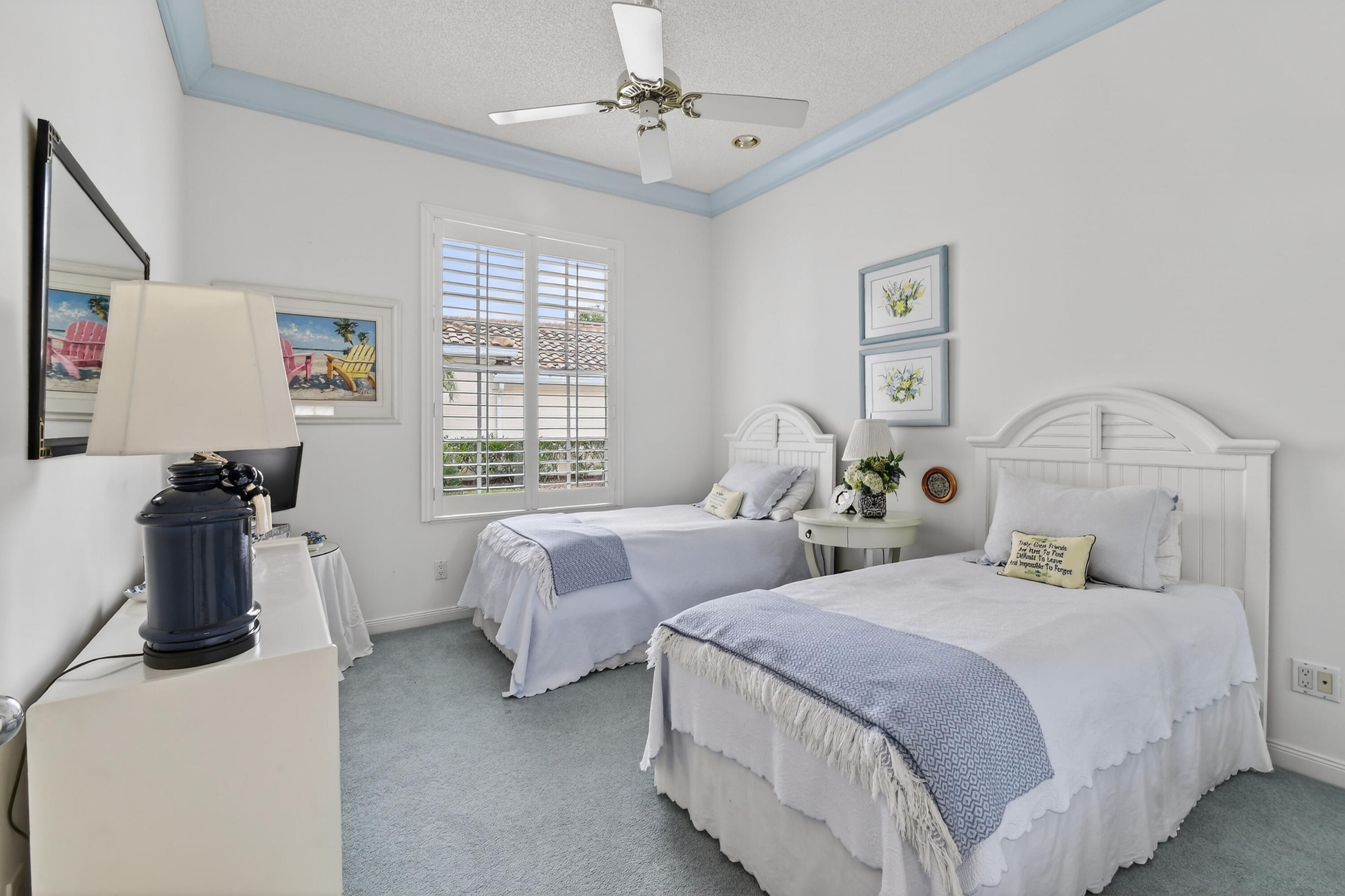 DOUBLE TREE - Residential