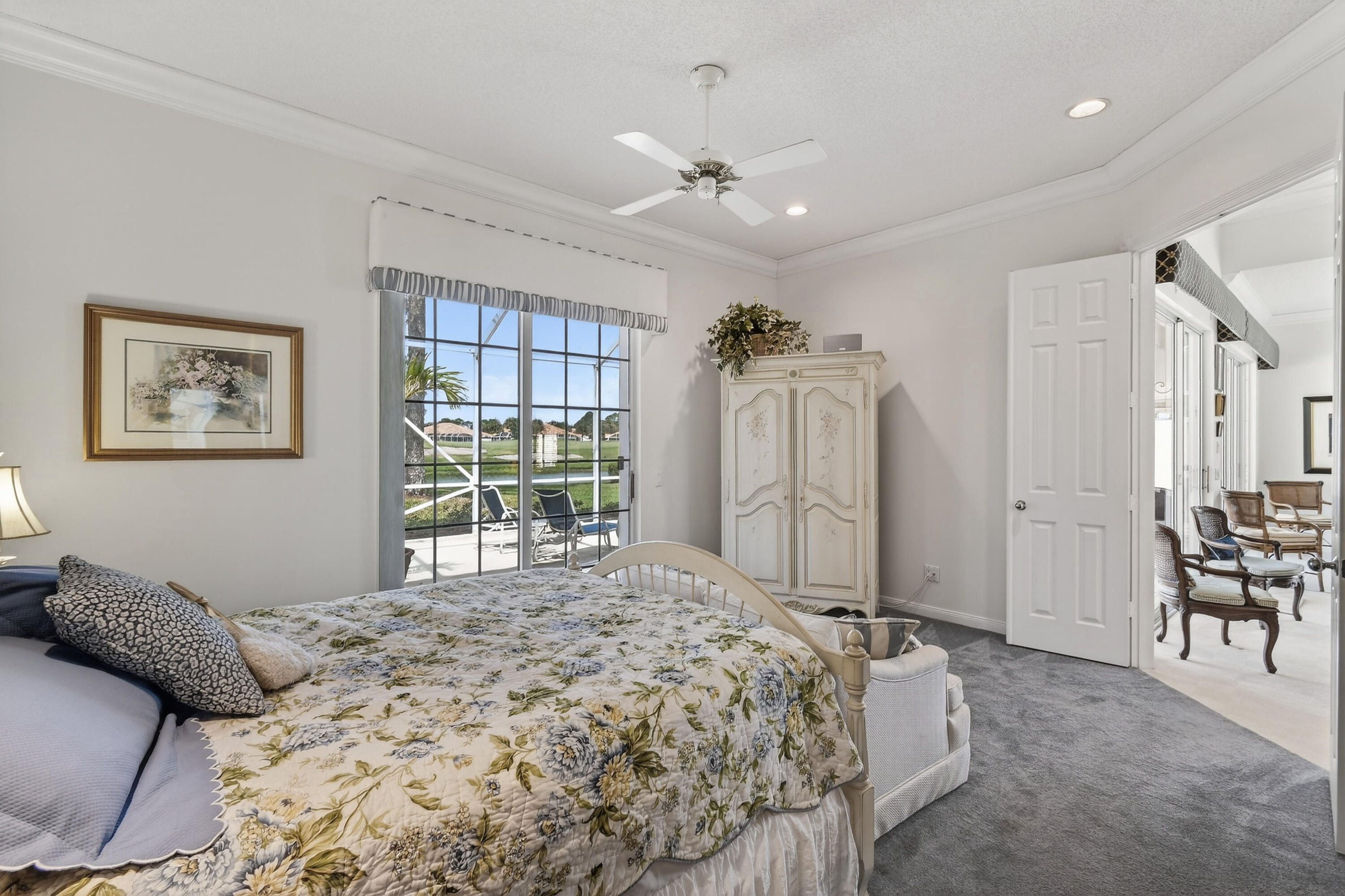 DOUBLE TREE - Residential