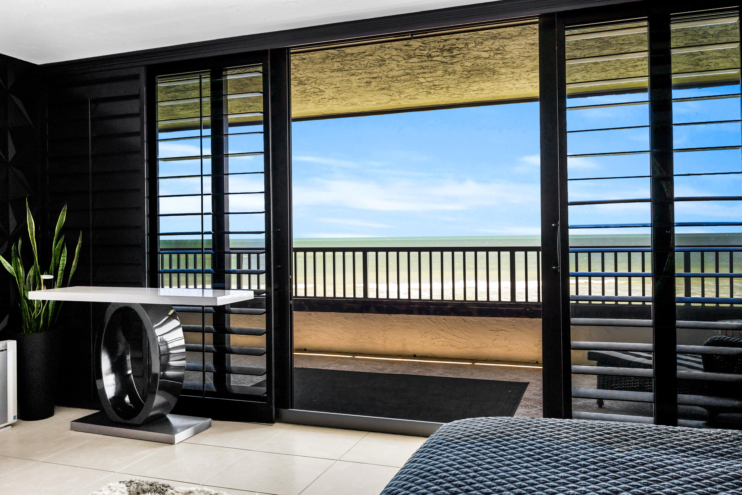 OCEAN SOUND CONDO - Residential