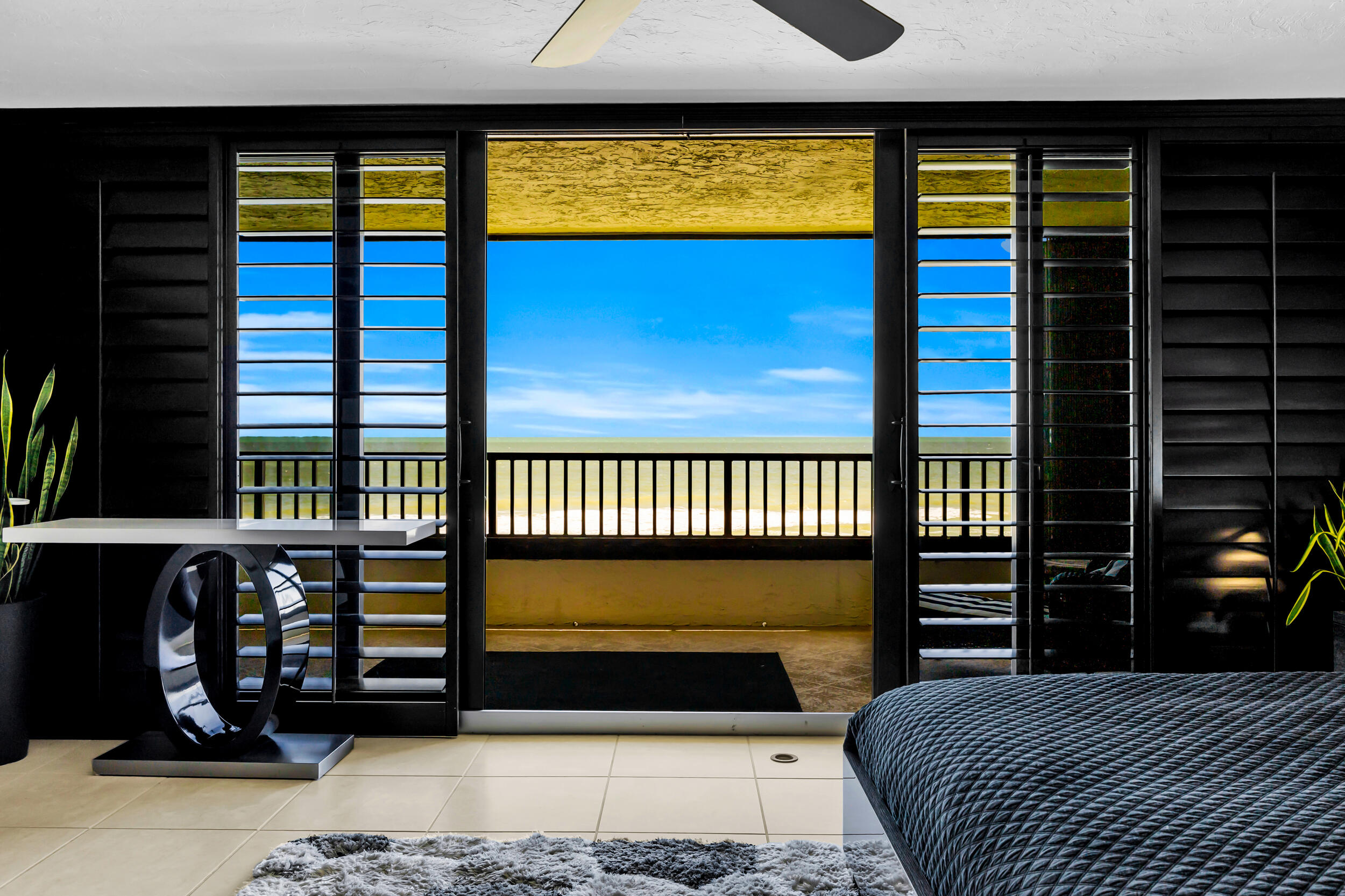 OCEAN SOUND CONDO - Residential