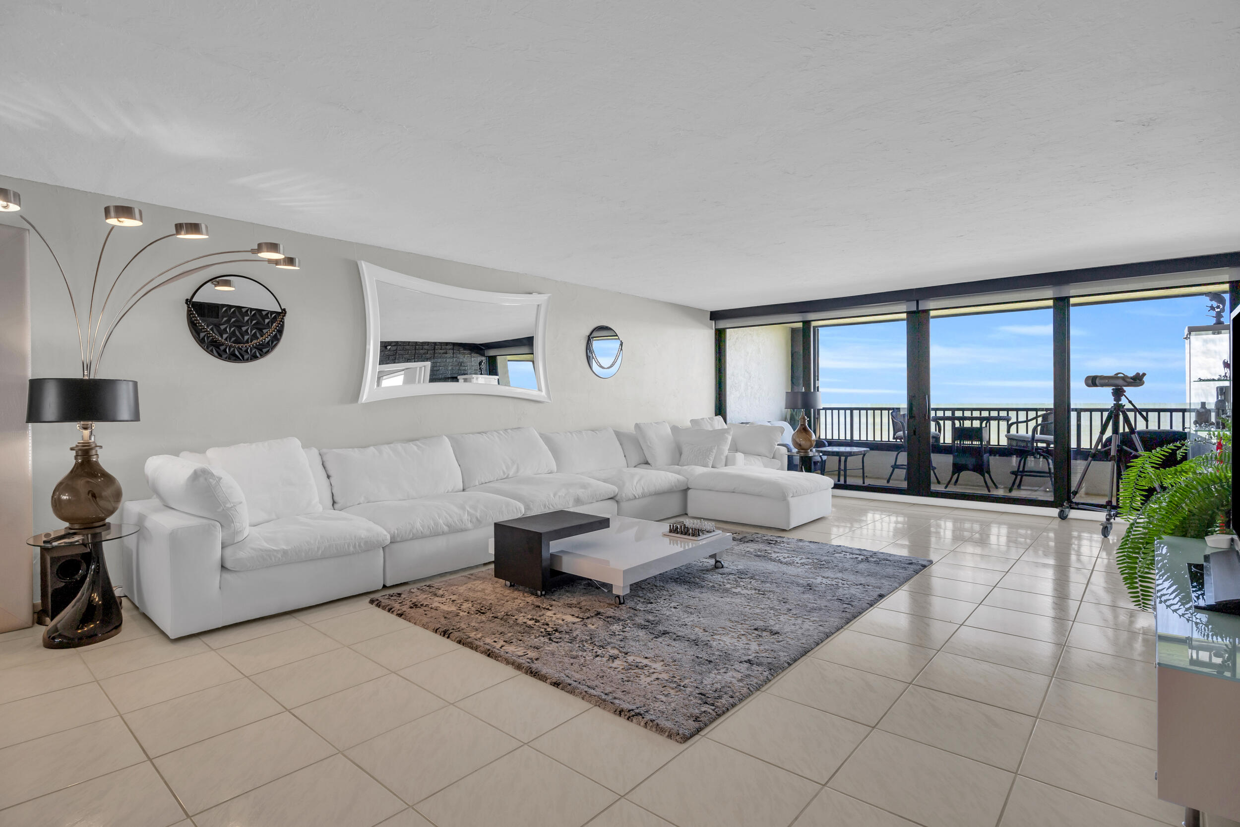 OCEAN SOUND CONDO - Residential