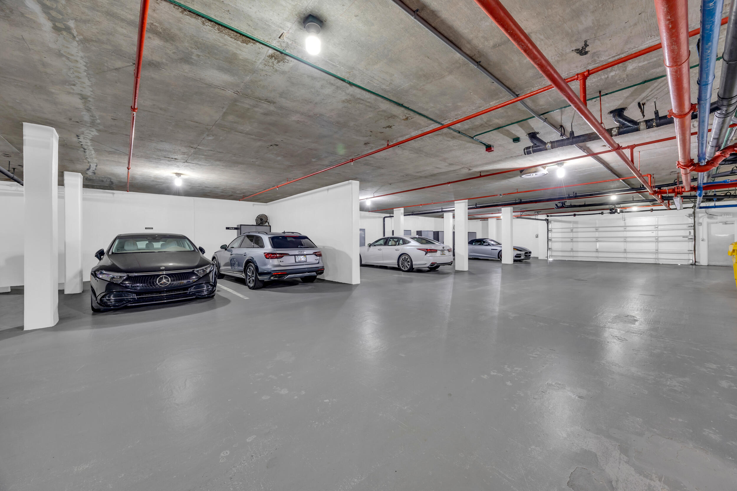 OCEAN SOUND CONDO - Residential