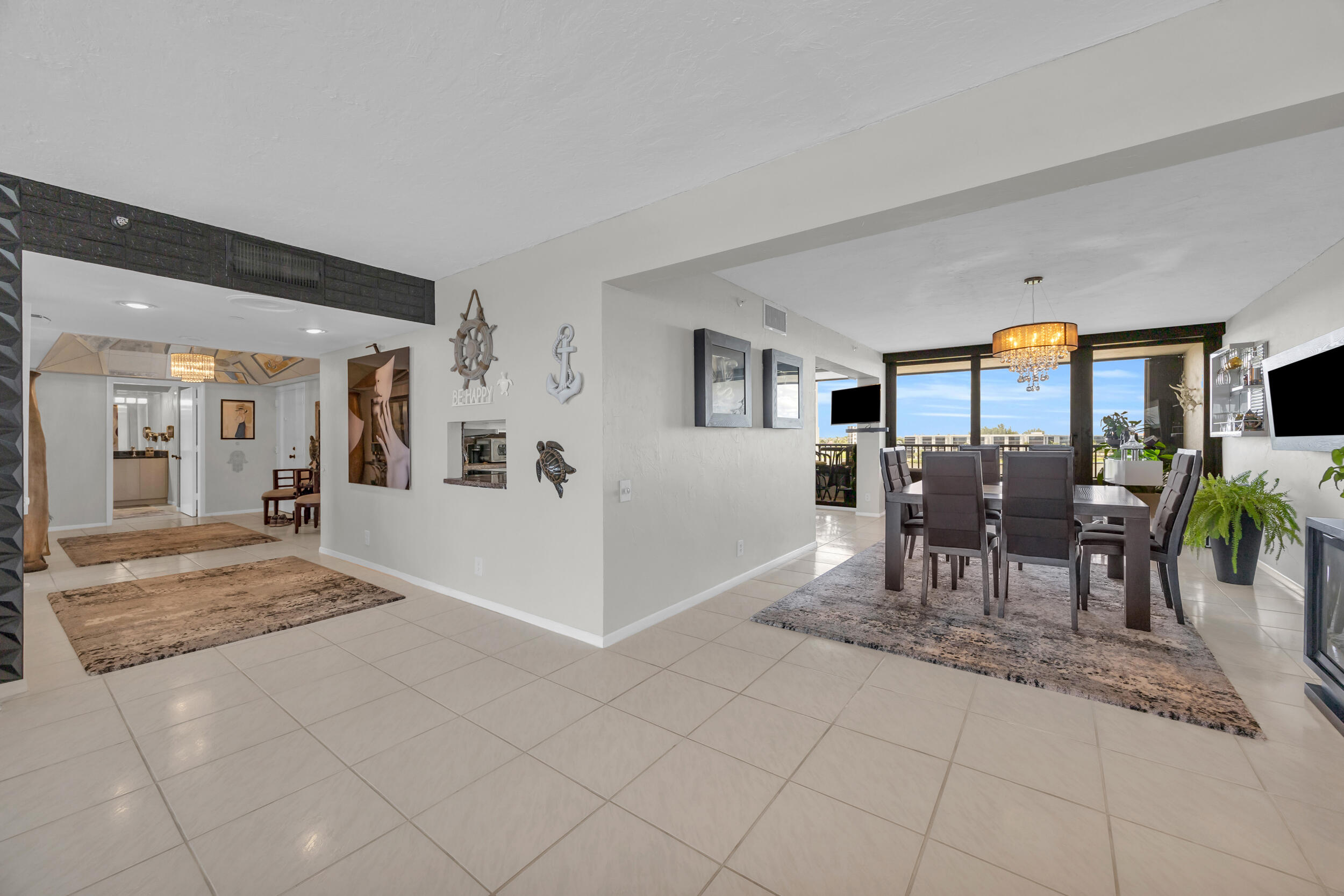 OCEAN SOUND CONDO - Residential