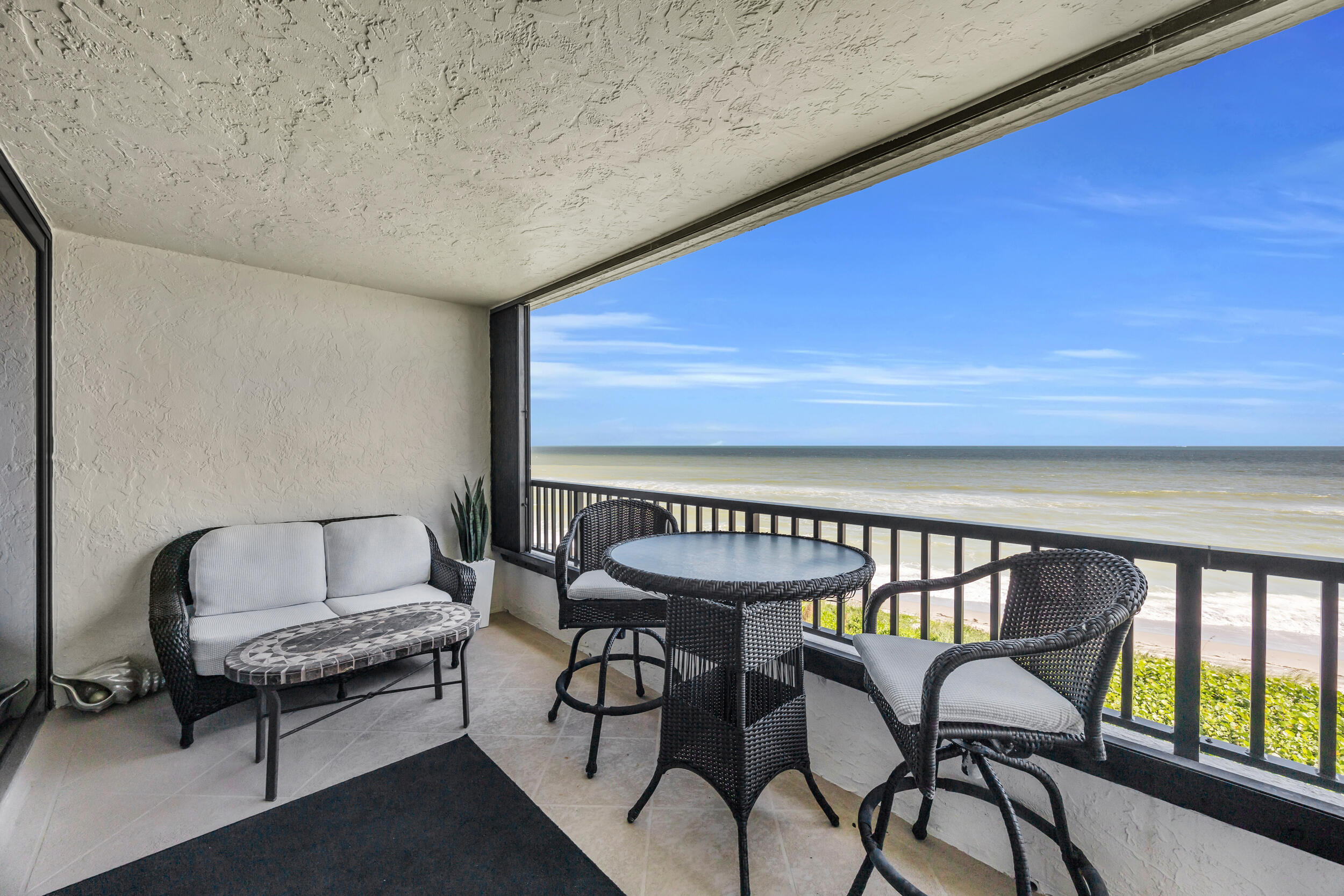 OCEAN SOUND CONDO - Residential