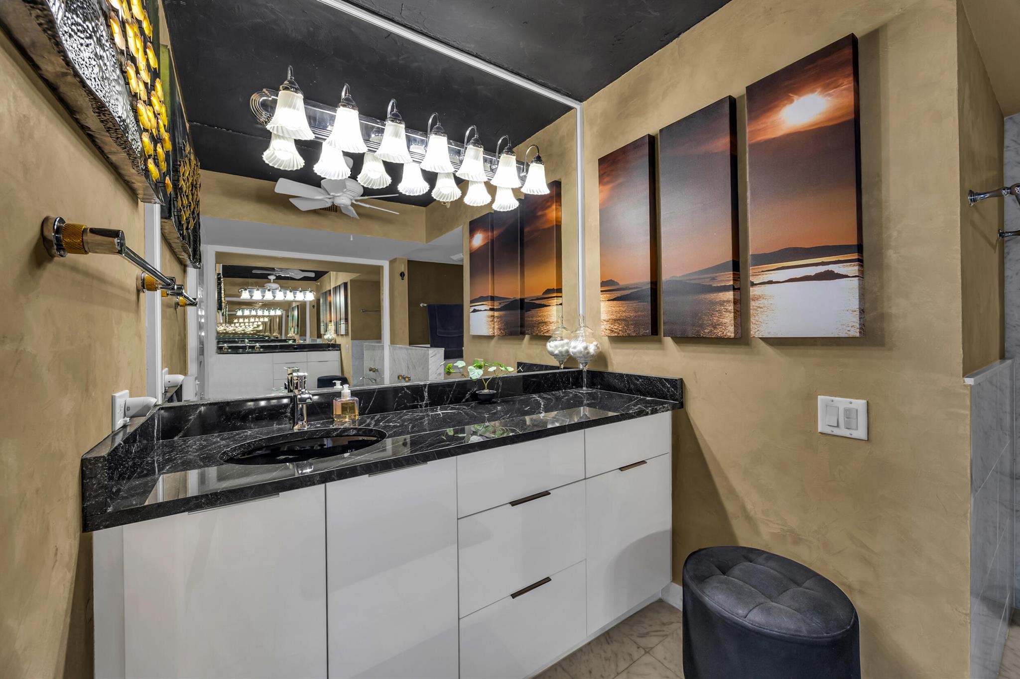 OCEAN SOUND CONDO - Residential