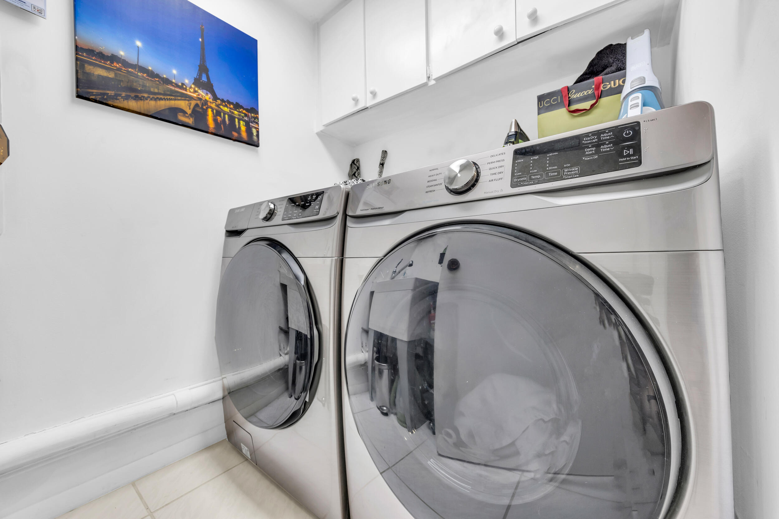 OCEAN SOUND CONDO - Residential