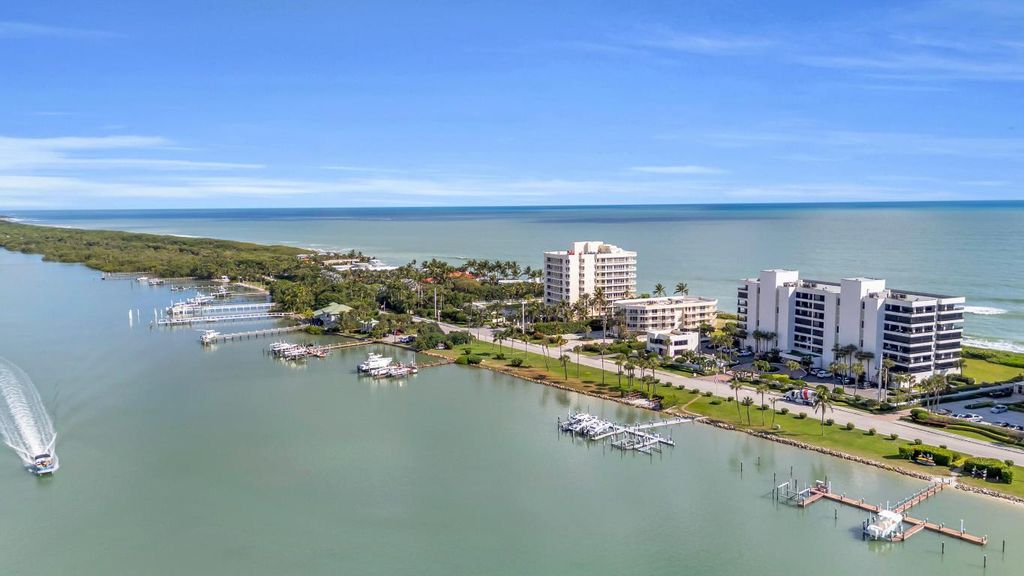 Photo of 19900 Beach Road #503, Jupiter, FL 33469 (MLS # R11133832)