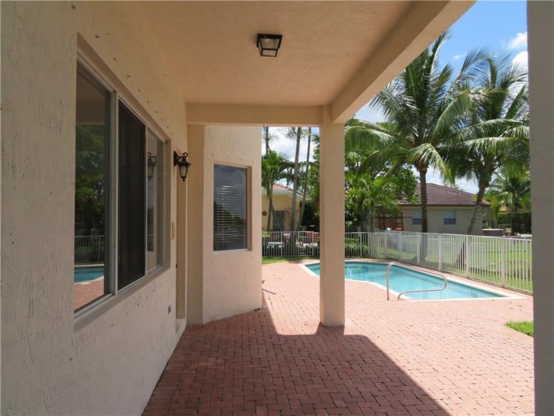 Sunset Lakes One 164-34 B - Residential Lease