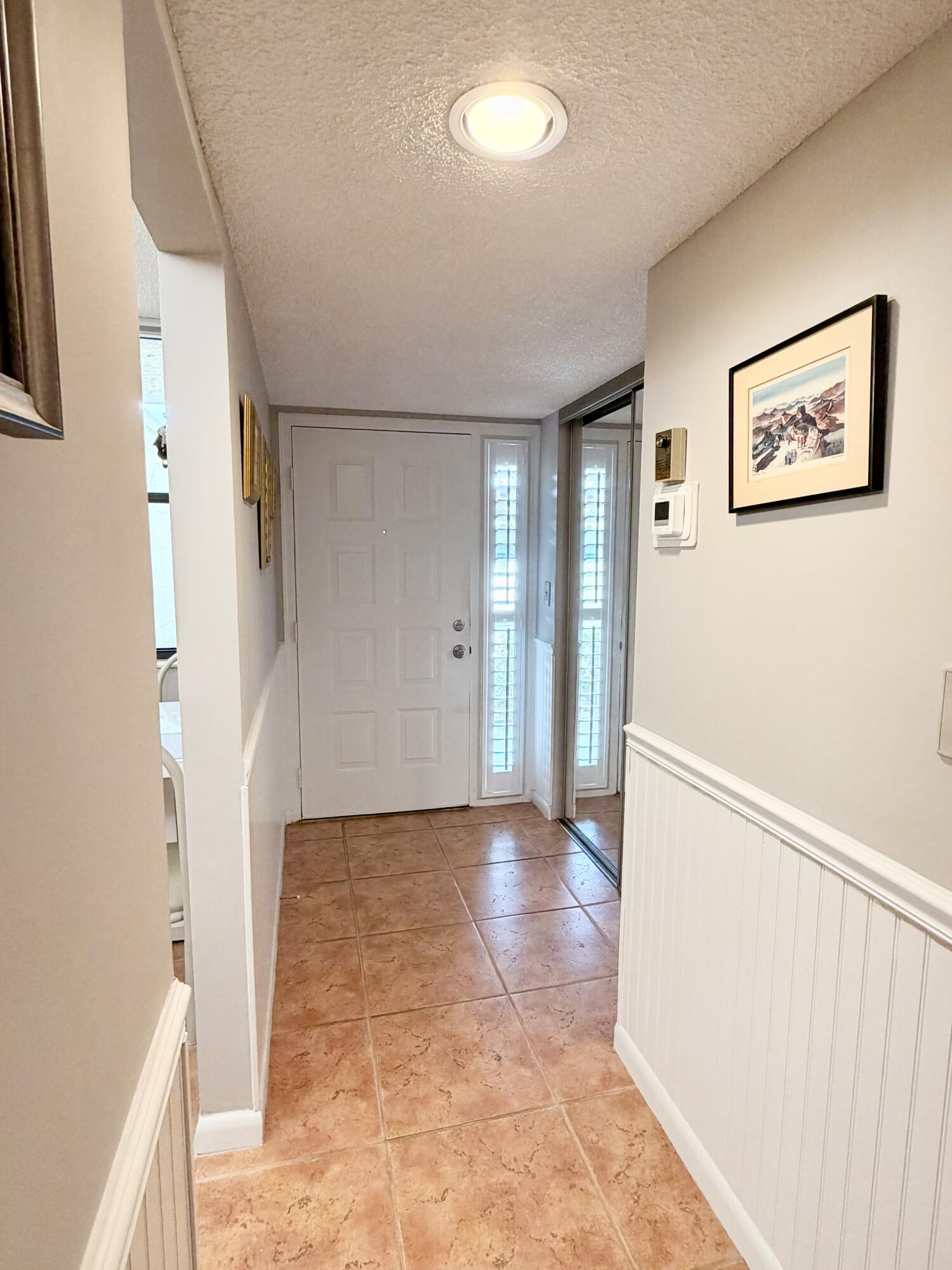 APPLEWOOD VILLAGE IV-B CONDO - Residential