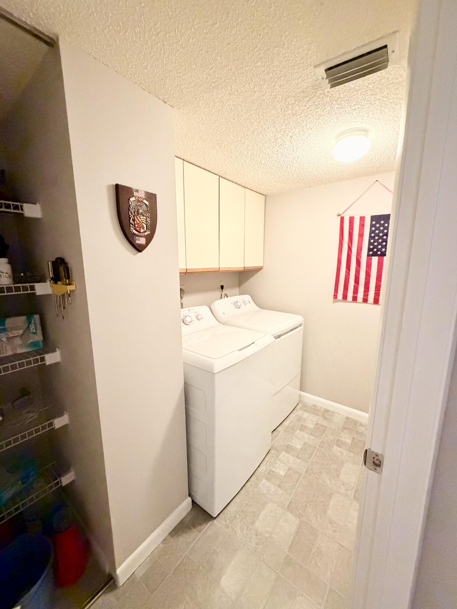 APPLEWOOD VILLAGE IV-B CONDO - Residential
