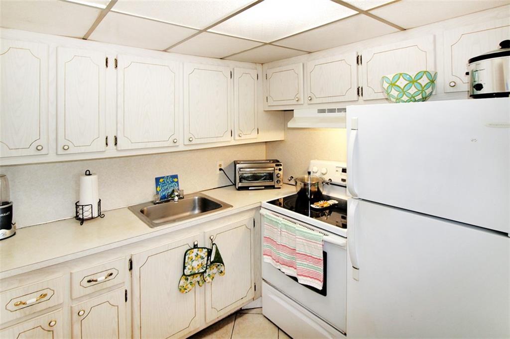 CENTURY VILLAGE EAST - Residential