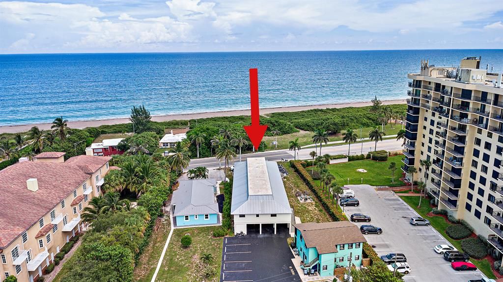 Photo of 715 S Ocean J Drive S #J, Fort Pierce, FL 34949 (MLS # R10867453)