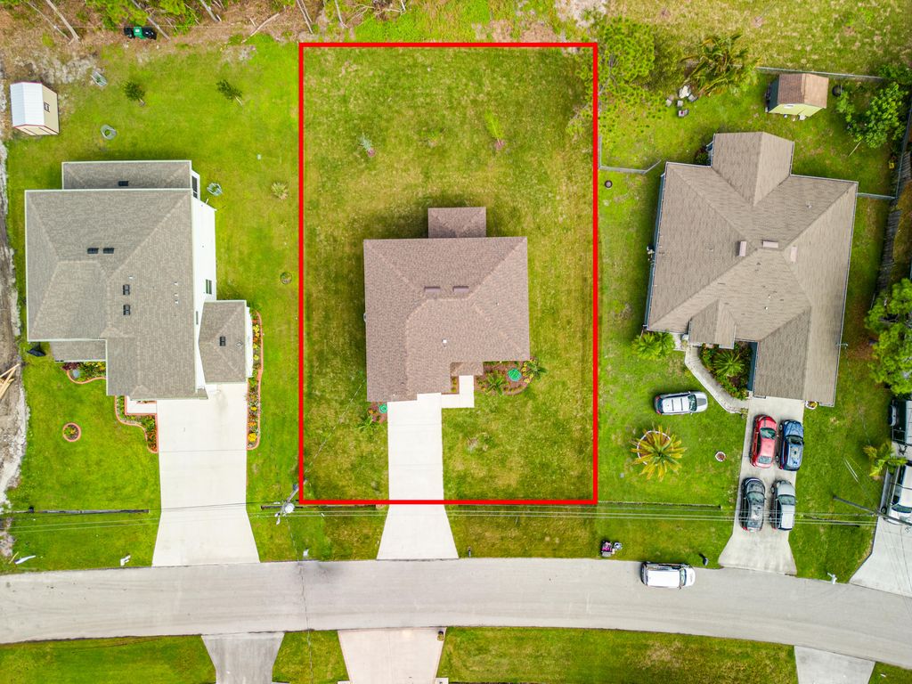 Photo of 5723 NW Zenith Drive, Port St Lucie, FL 34986 (MLS # R10807550)