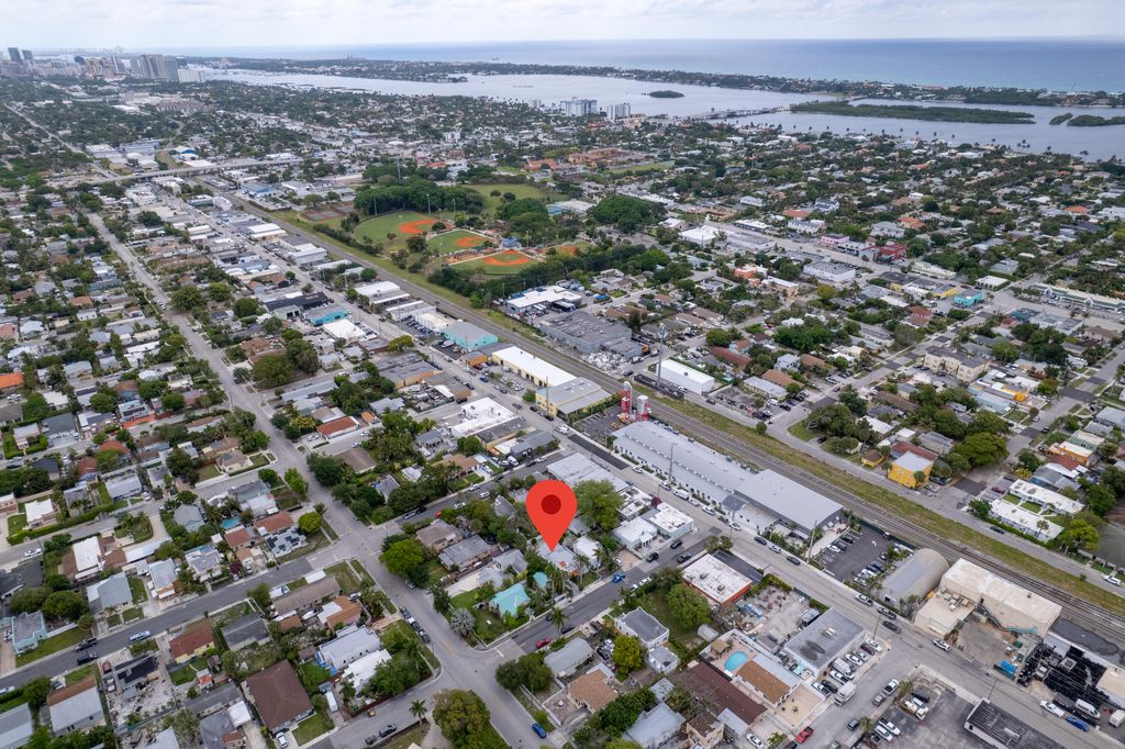 Photo of 625 Selkirk Street, West Palm Beach, FL 33405 (MLS # B26020240)