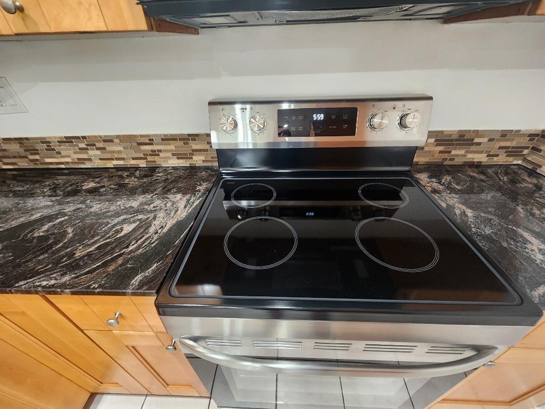 HERITAGE CIRCLE - Residential