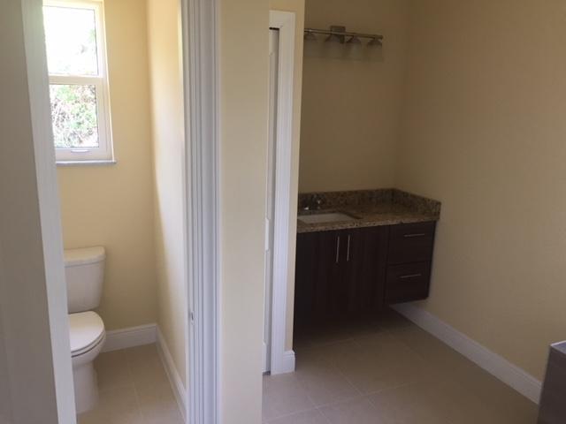 PORT ST LUCIE SECTION 33 - Residential Lease