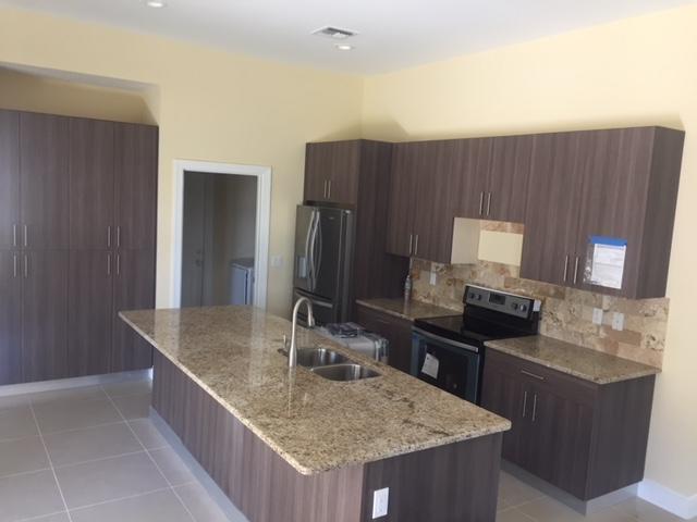 PORT ST LUCIE SECTION 33 - Residential Lease