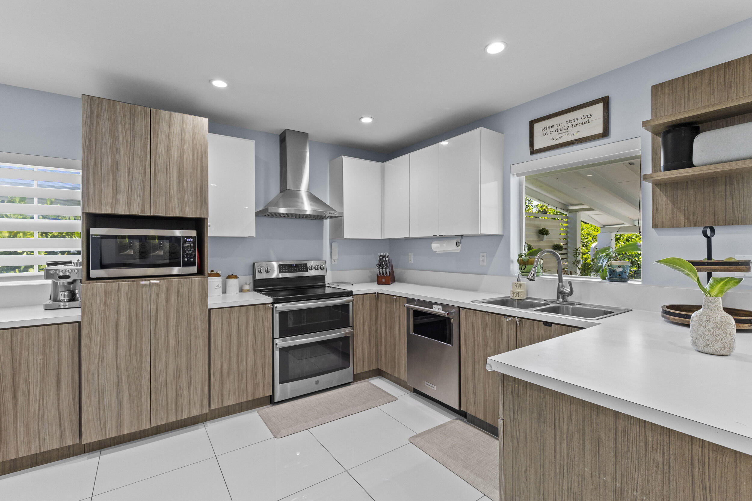 REV PL SEC 2 CC ESTATES - Residential