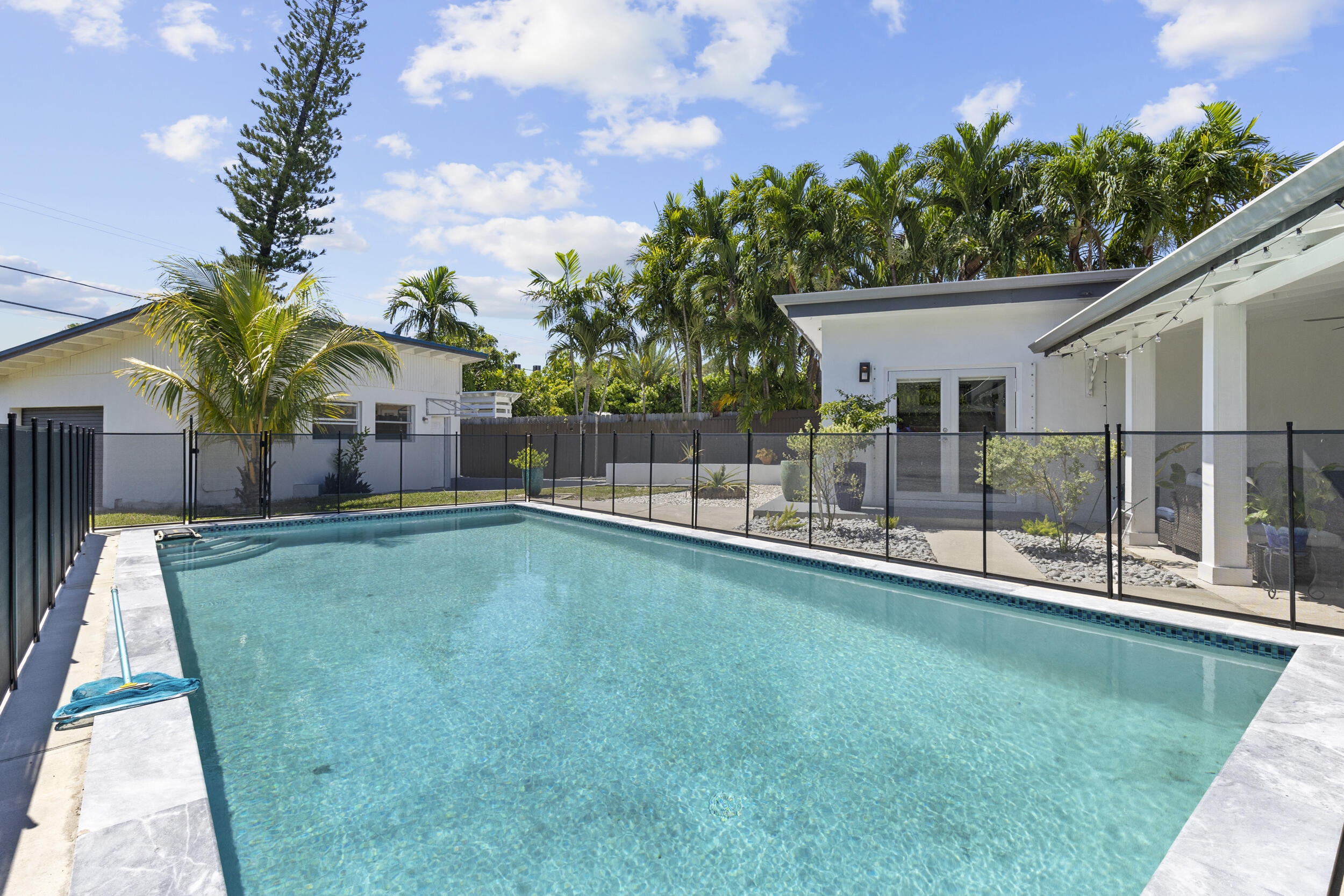 REV PL SEC 2 CC ESTATES - Residential