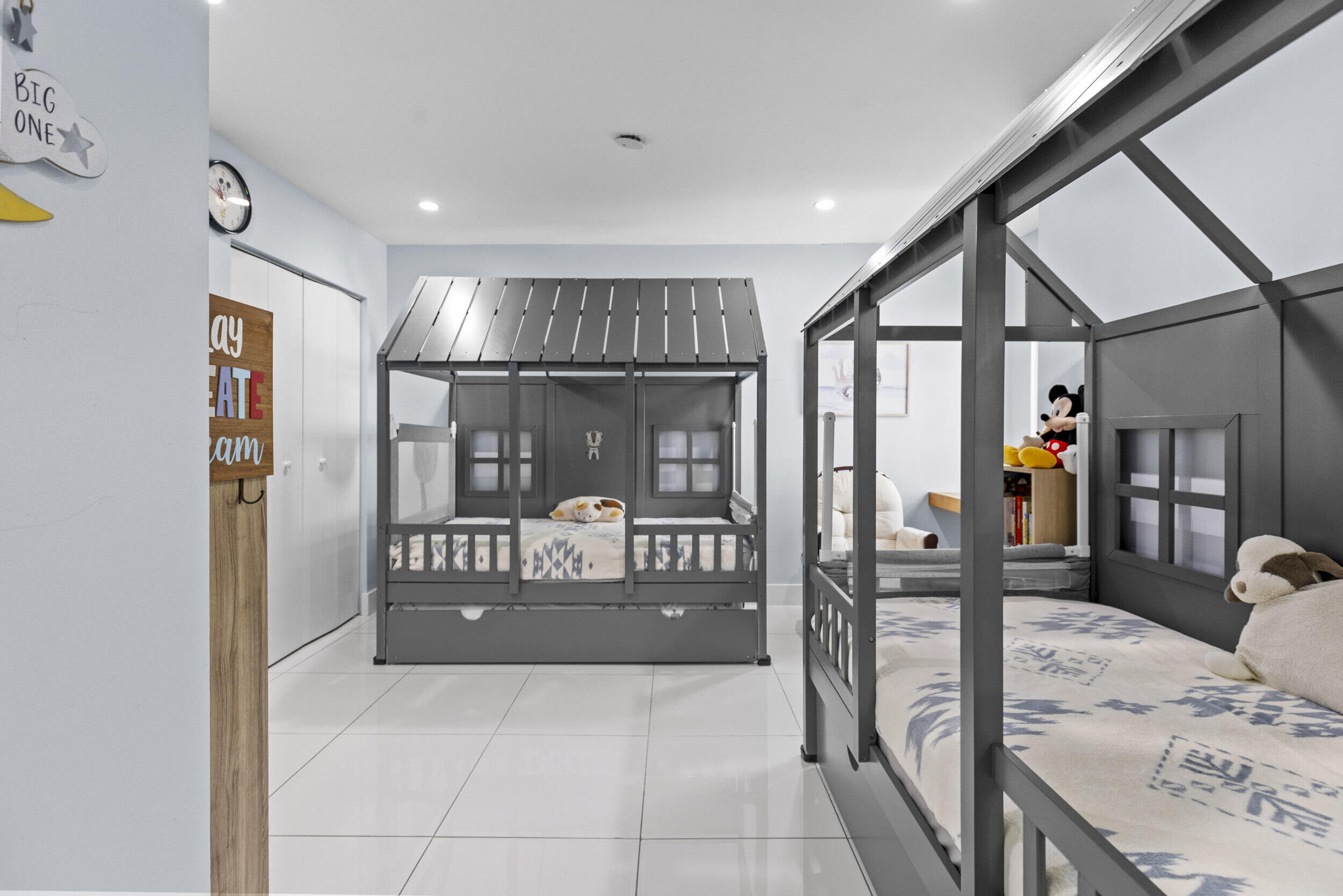 REV PL SEC 2 CC ESTATES - Residential