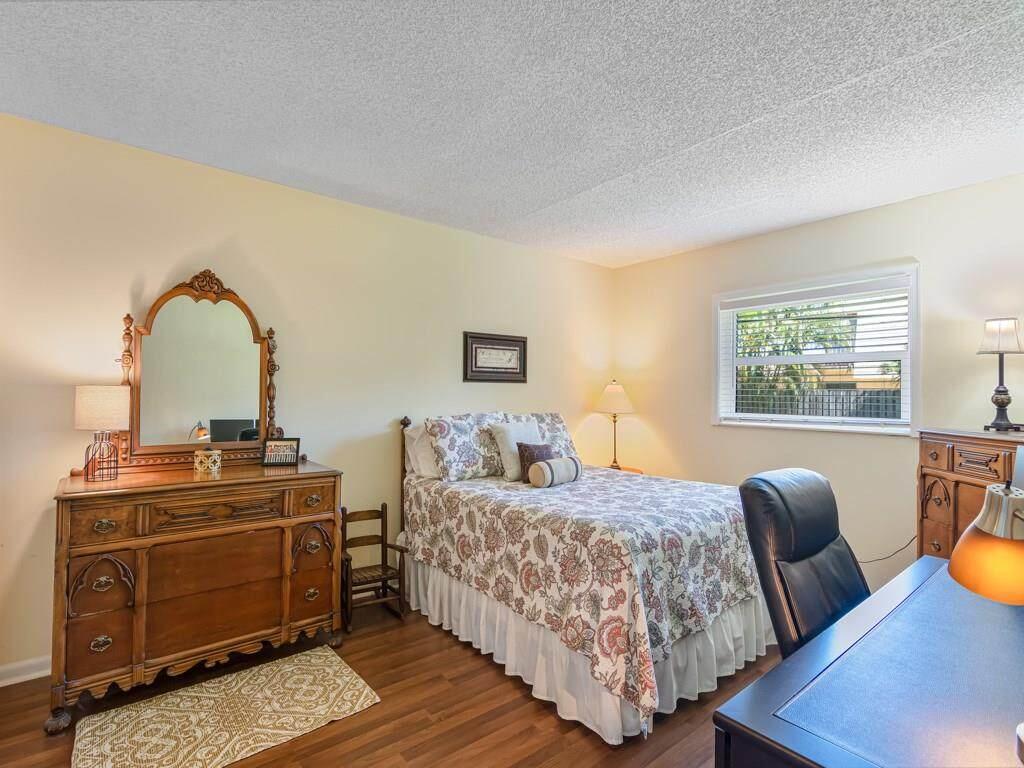 TROPIC GROVES CONDO - Residential