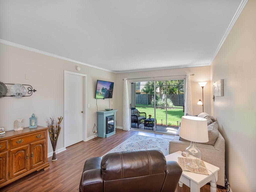 TROPIC GROVES CONDO - Residential