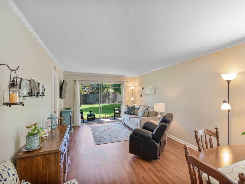 TROPIC GROVES CONDO - Residential