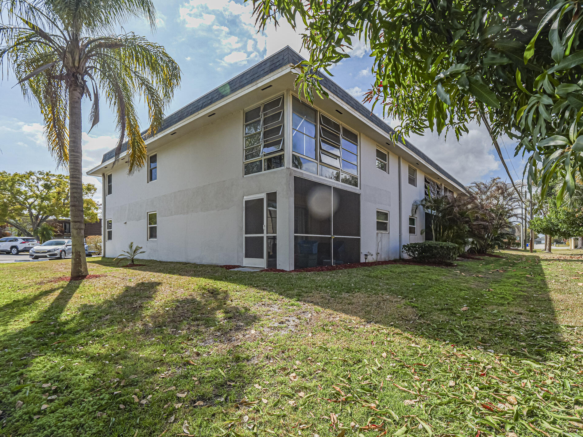 TROPIC GROVES CONDO - Residential