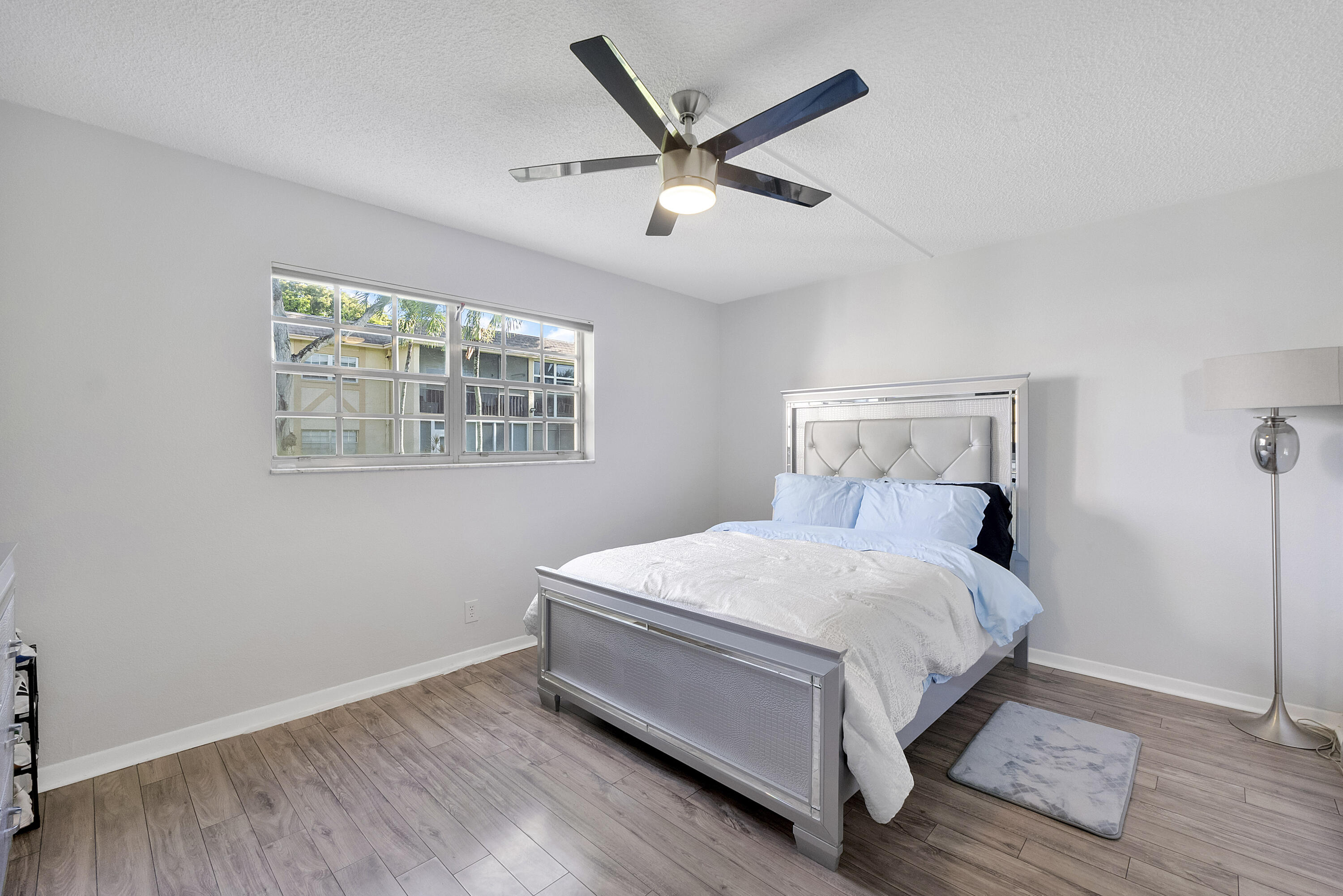 LAKEVIEW GREENS CONDO 1 - Residential