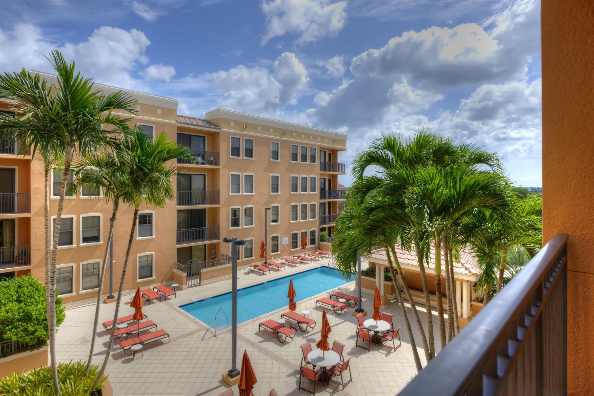 511 Lucerne Avenue 517