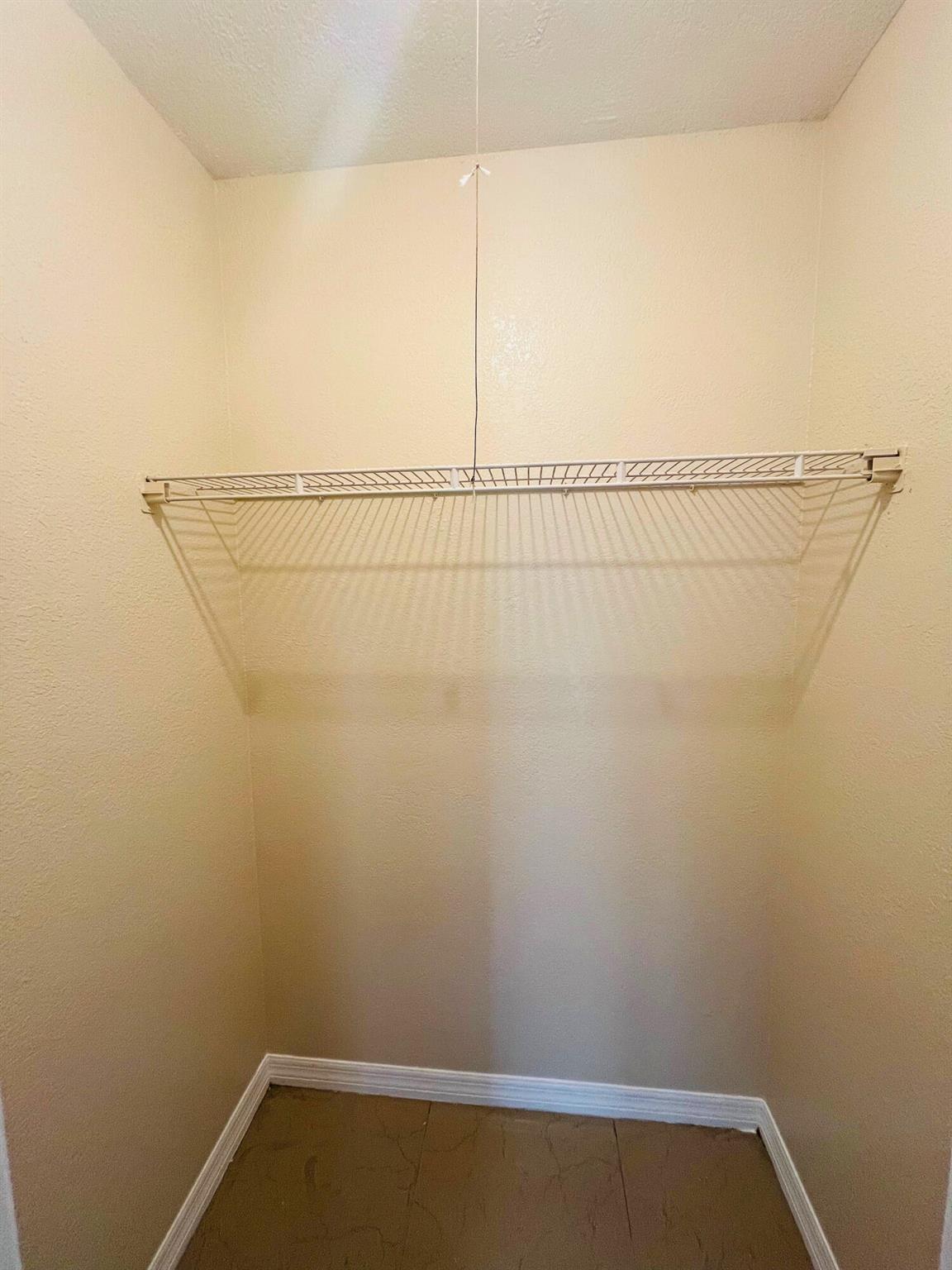 GREENACRES 2 - Residential Lease