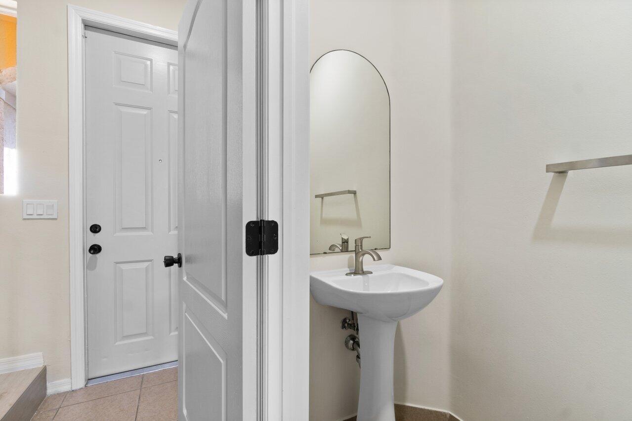 Seminole Palms 2 - Residential Lease