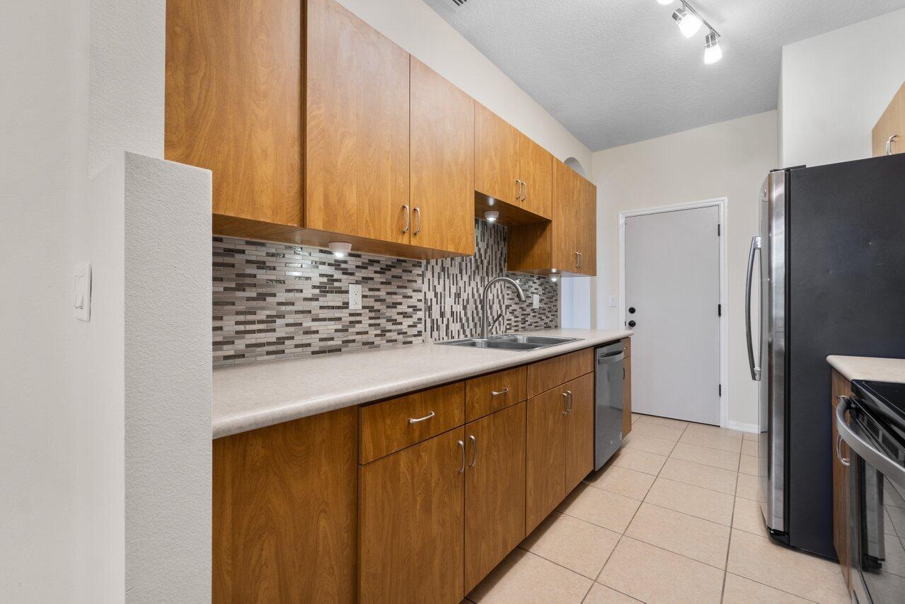 Seminole Palms 2 - Residential Lease