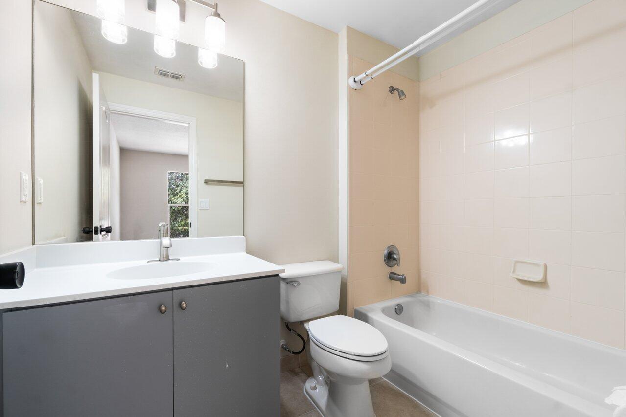 Seminole Palms 2 - Residential Lease