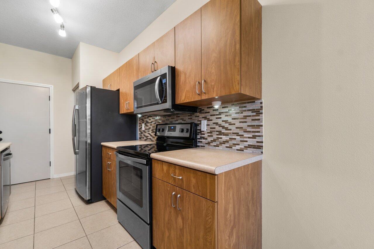 Seminole Palms 2 - Residential Lease