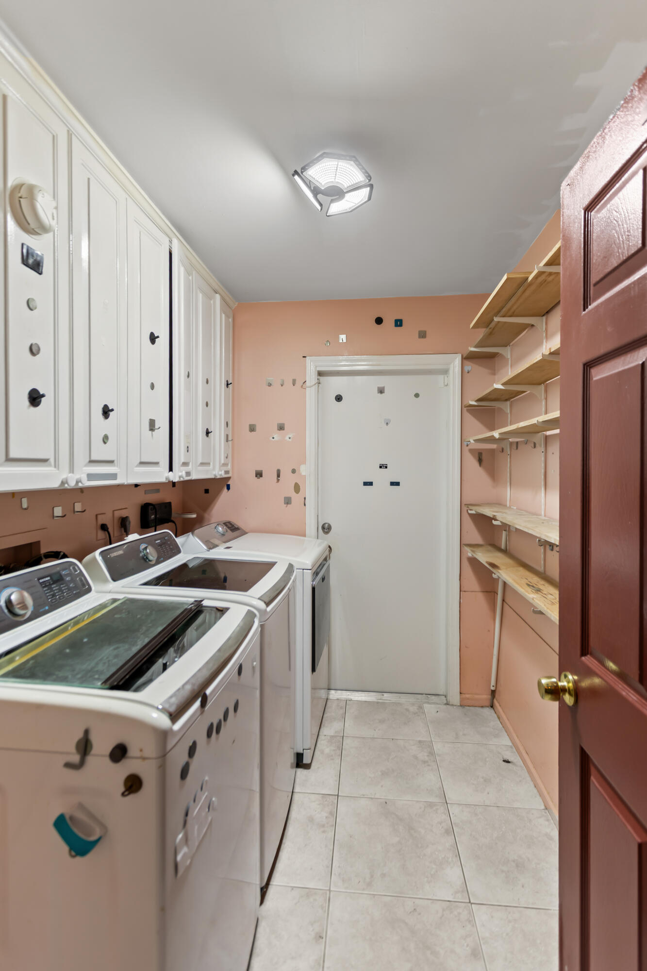 HIDDEN VALLEY SEC 4 - Residential