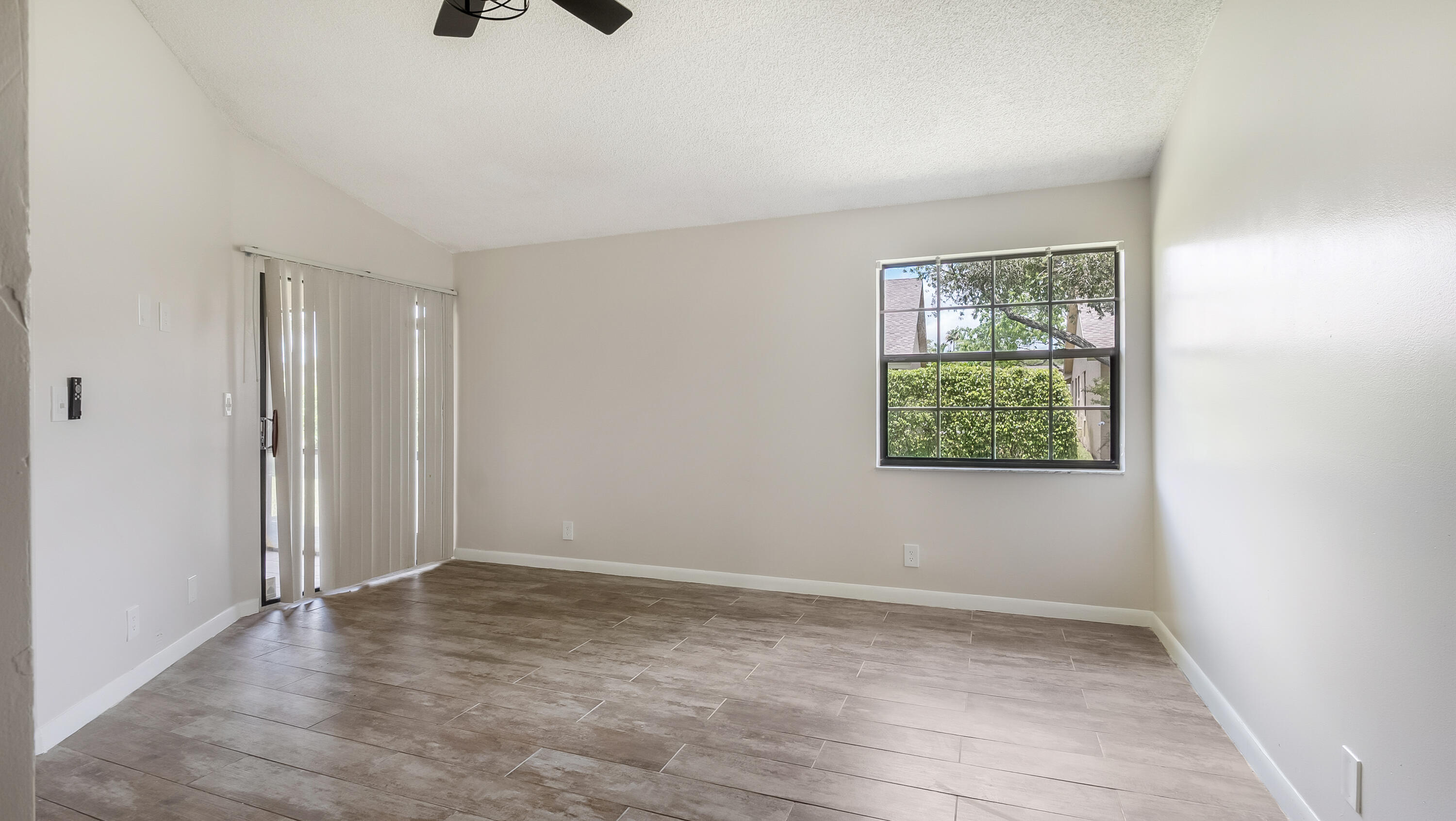 SPRINGLAKE II - Residential