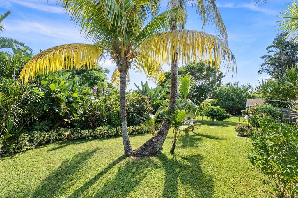 Photo of 484 SE Nome Drive, Port Saint Lucie, FL 34984 (MLS # R10919325)