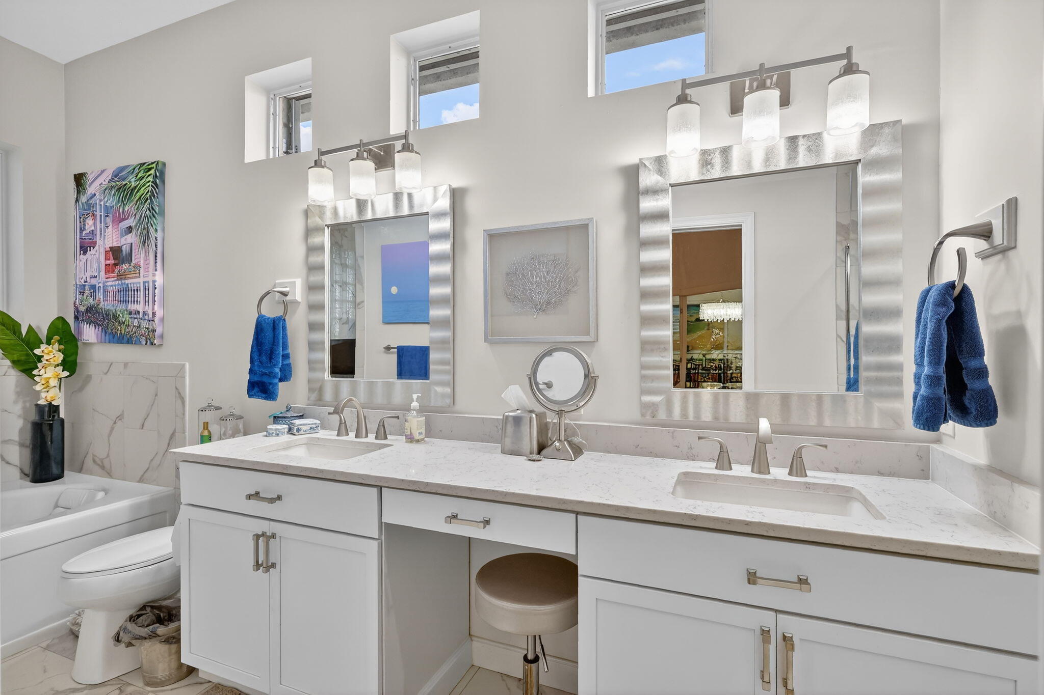 KINGS ISLE - Residential