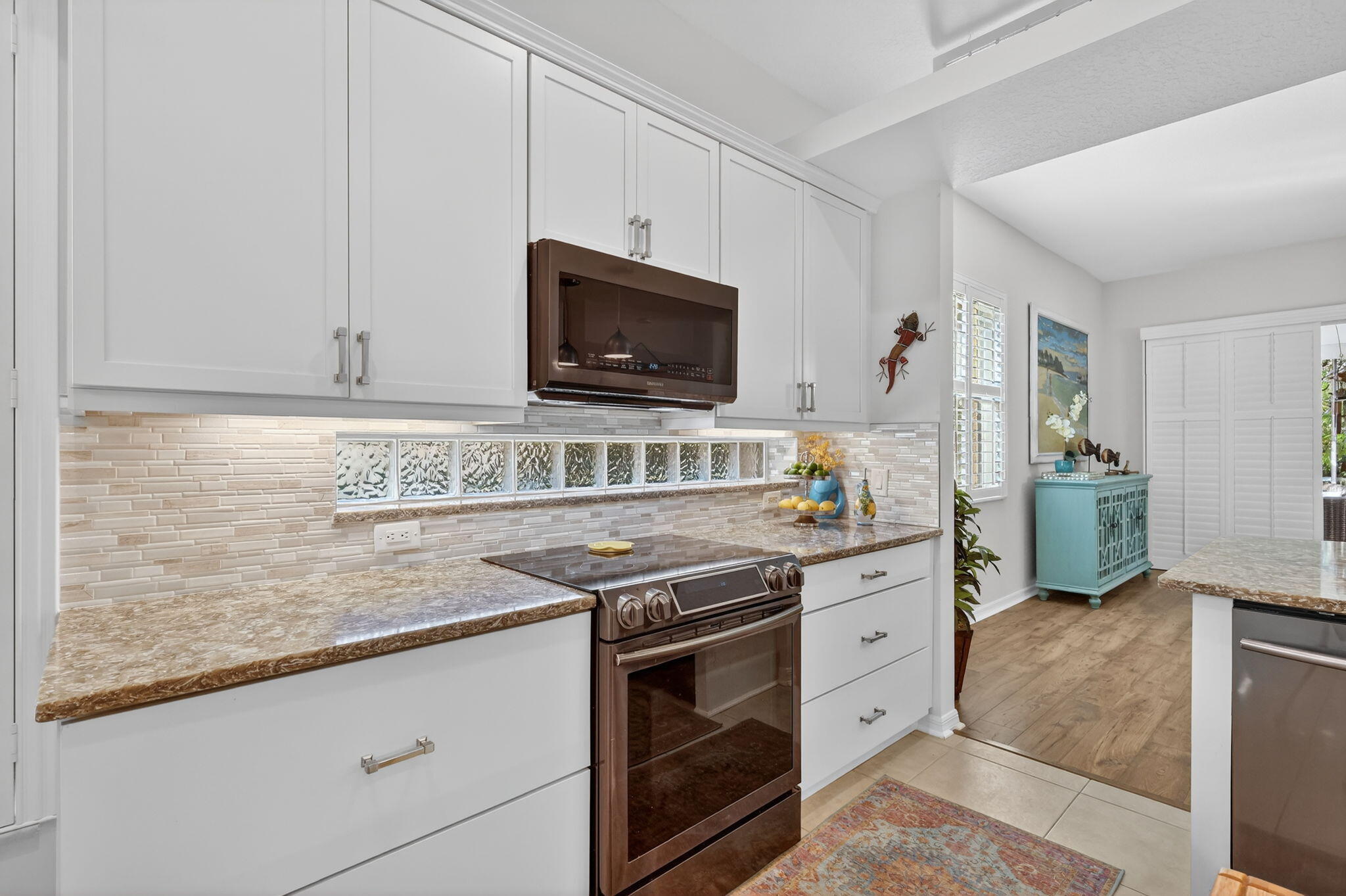 KINGS ISLE - Residential