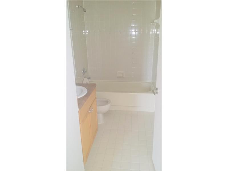 MEADOWS ON THE GREEN - Residential Lease