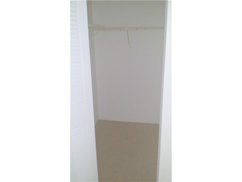 MEADOWS ON THE GREEN - Residential Lease