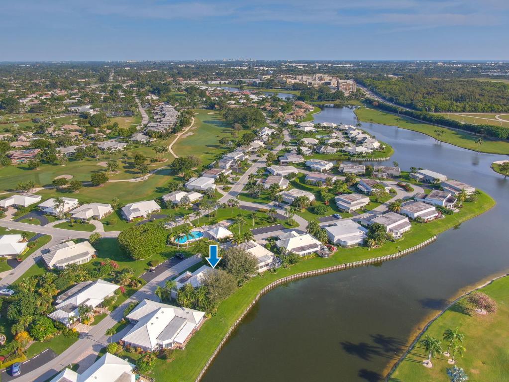 FRENCH ROYALE VILLAS - Residential