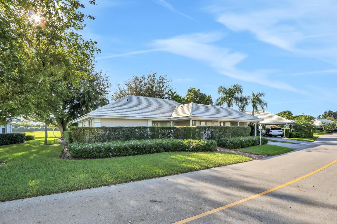 FRENCH ROYALE VILLAS - Residential