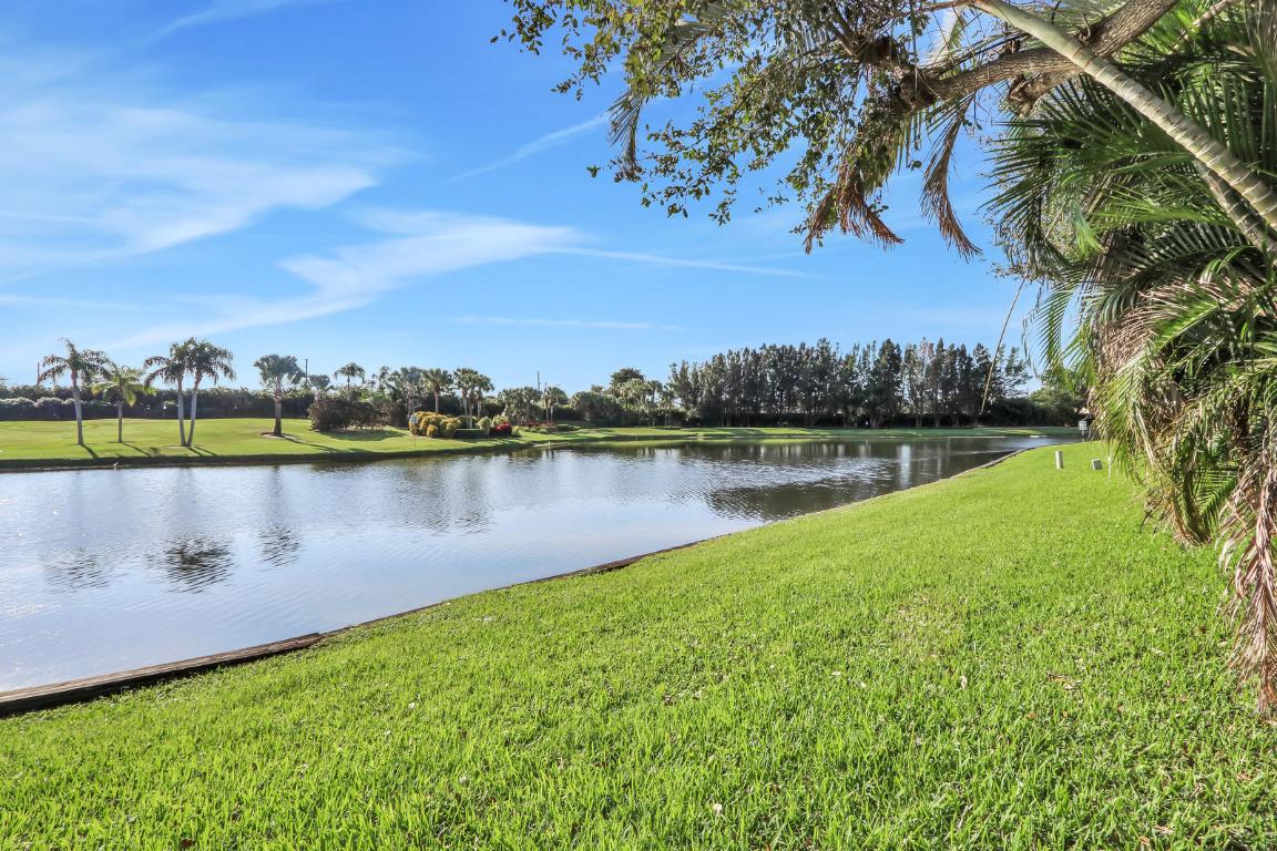 FRENCH ROYALE VILLAS - Residential