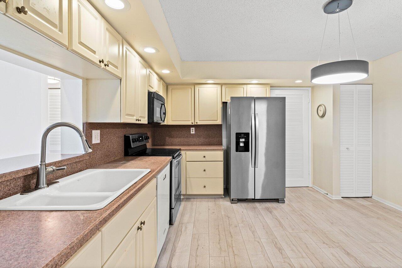 CORONADO AT HIGHLAND BEACH CONDO - Residential