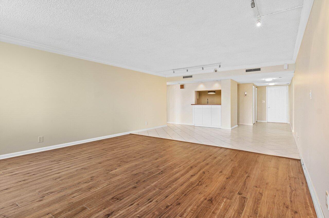 CORONADO AT HIGHLAND BEACH CONDO - Residential