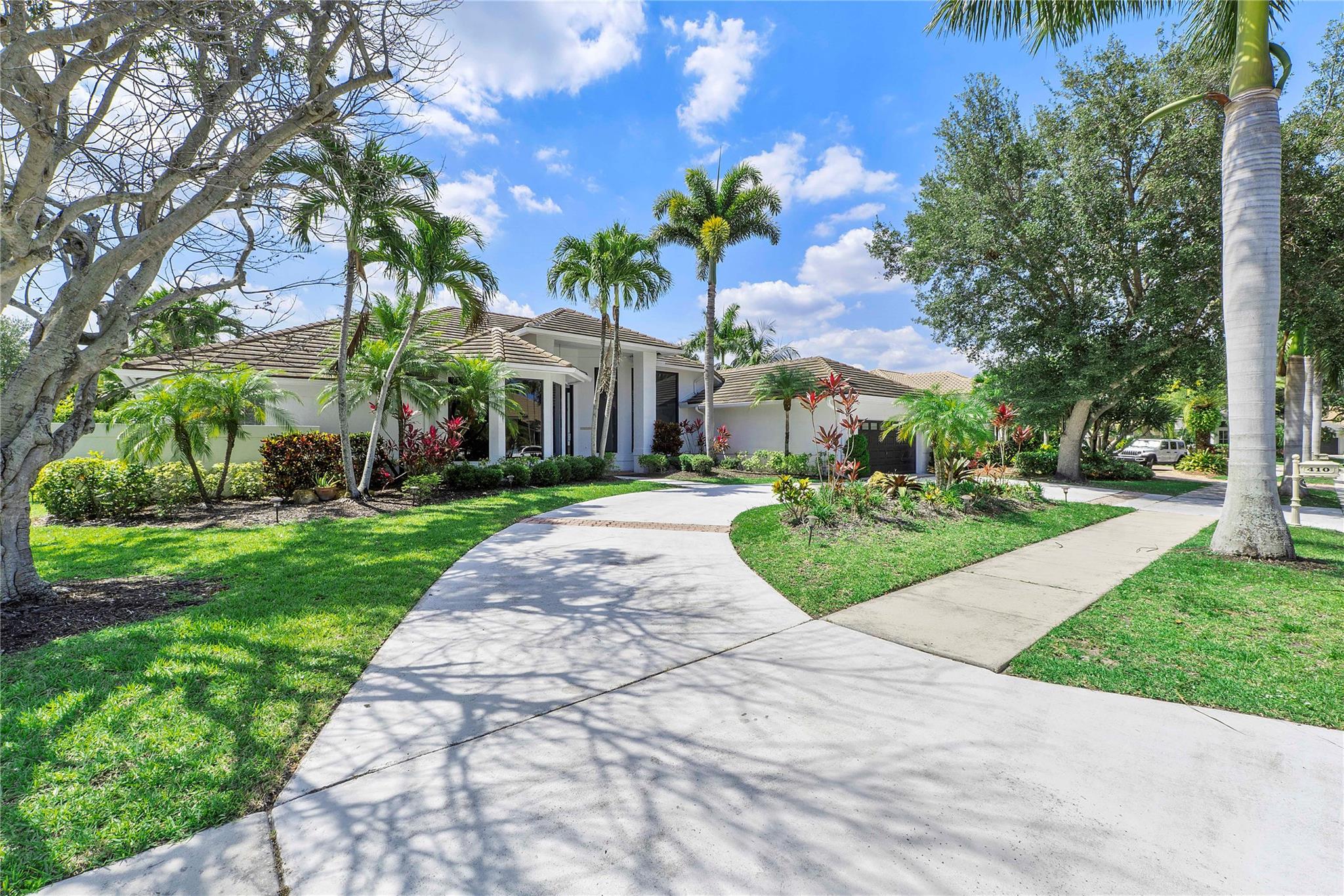 Sector 6 141-21 B - Residential Lease